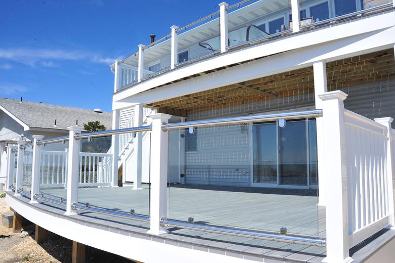 glass decking balustrade