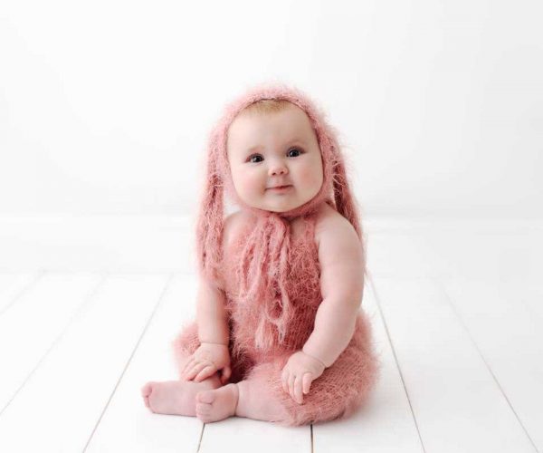 Why you need a new born baby photographer?