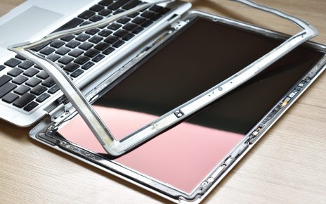 Laptop repair service