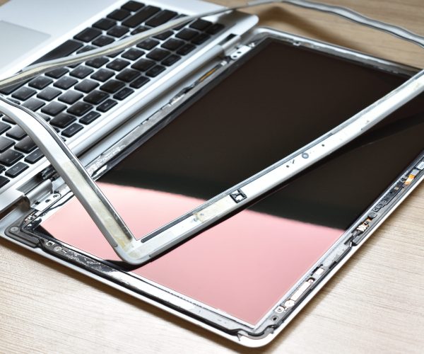 Laptop repair service
