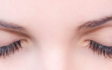 eyelash extension
